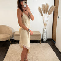 ROBE SATIN DENTELLE BEIGE ELONA
