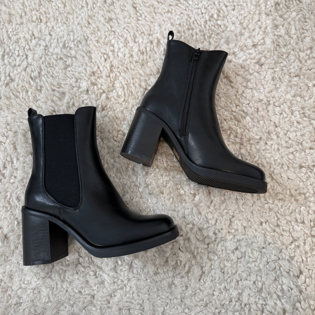 BOTTINES NOIRES TALONS MARIA – La Petite Somptueuse