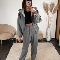 ENSEMBLE SURVETEMENT GRIS MOLLY