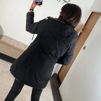 VESTE REVERSIBLE IMPERMEABLE LEOPARD NOIR