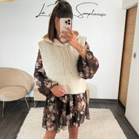 PULL SANS MANCHE À CAPUCHE BEIGE