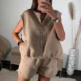 ENSEMBLE SHORT + HAUT MOUTON BEIGE - La Petite Somptueuse