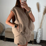 ENSEMBLE SHORT + HAUT MOUTON BEIGE - La Petite Somptueuse