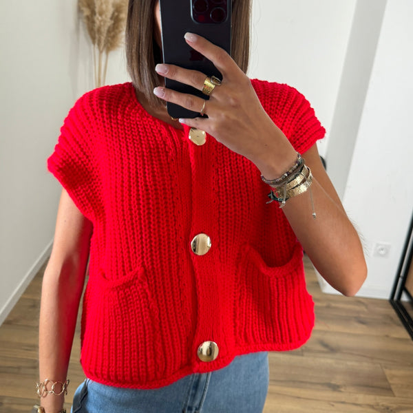 GILET MAILLES ROUGE BOUTONS DORES TAHO - La Petite Somptueuse