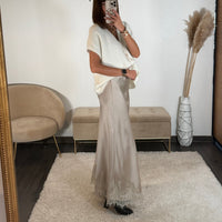 JUPE SATIN BEIGE SOFY - La Petite Somptueuse