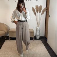 PANTALON + CEINTURE TAUPE TIAGO - La Petite Somptueuse