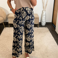 PANTALON MARINE BRODE FLOWER - La Petite Somptueuse