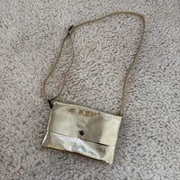 POCHETTE DOREE GOLDY - La Petite Somptueuse