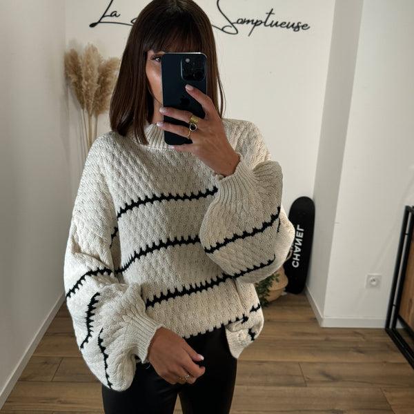 PULL BEIGE LIGNES COEURS NOIRS - La Petite Somptueuse