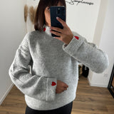 PULL GRIS COEUR ROUGE ELIA - La Petite Somptueuse