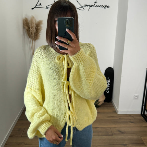 PULL NOEUD JAUNE SOAN - La Petite Somptueuse