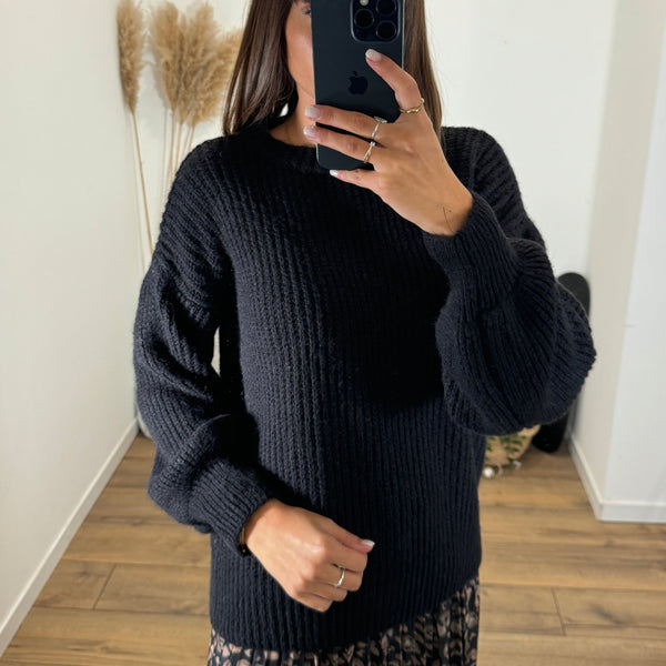 PULL NOIR CHARLY - La Petite Somptueuse