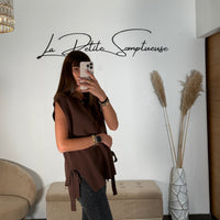 PULL SANS MANCHE MARRON THAO - La Petite Somptueuse