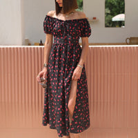 ROBE LONGUE NOIRE ET FLEURS ROUGES IRIA - La Petite Somptueuse