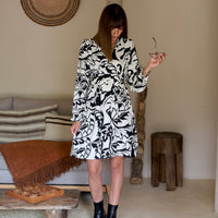 ROBE NOIRE ET BLANCHE JULIE - La Petite Somptueuse