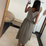 ROBE TAUPE RAYE JESSY - La Petite Somptueuse