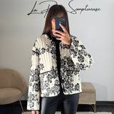 VESTE BLACK AND WHITE FLOWERS - La Petite Somptueuse