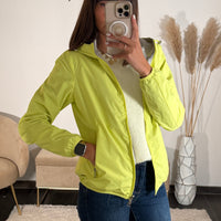 VESTE IMPERMEABLE JAUNE ZOE - La Petite Somptueuse