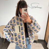 VESTE POLAIRE FLEURS LILAS - La Petite Somptueuse