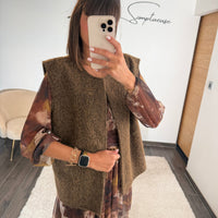 VESTE SANS MANCHE TAUPE LUMIA - La Petite Somptueuse