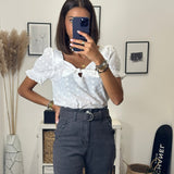TOP BLANC BRODERIE NOUÉ - La Petite Somptueuse